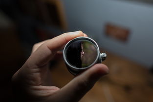眼睛散光究竟是个啥原因？