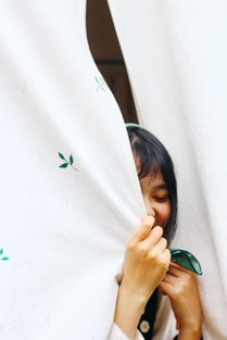 麦粒肿挤掉后别慌！医生教你正确护理与处理