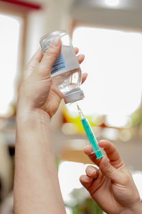 康艾注射液，守护健康的多维力量—从成分到临床的全方位解析