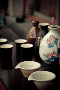 怀牛膝巴戟人泡酒，古法养生新潮流，现代科学验证的液体黄金