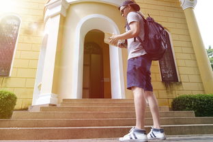 学眼科上哪个大学最好？手把手教你选对的摘镜人摇篮