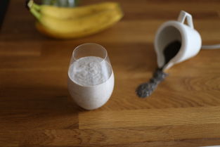 白内障能喝什么？症状、饮食与生活注意事项全解析